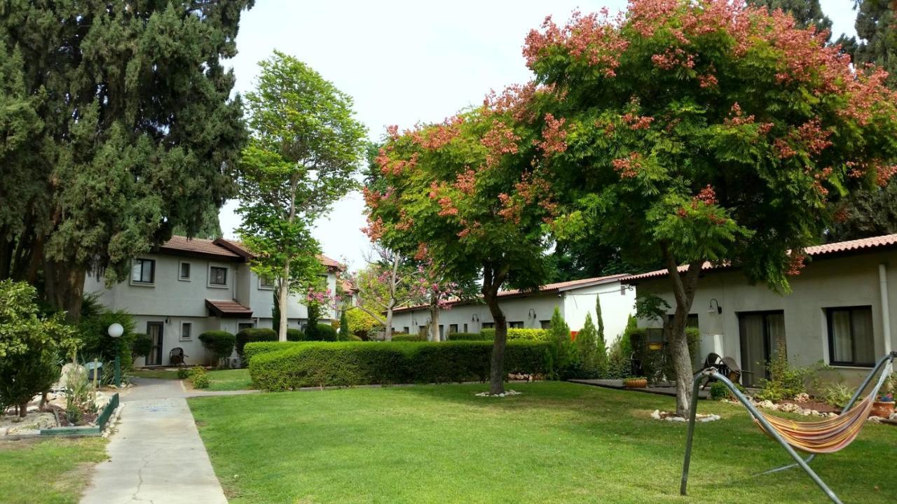 Degania Bet Kibbutz Country Lodging Kinneret Exterior foto