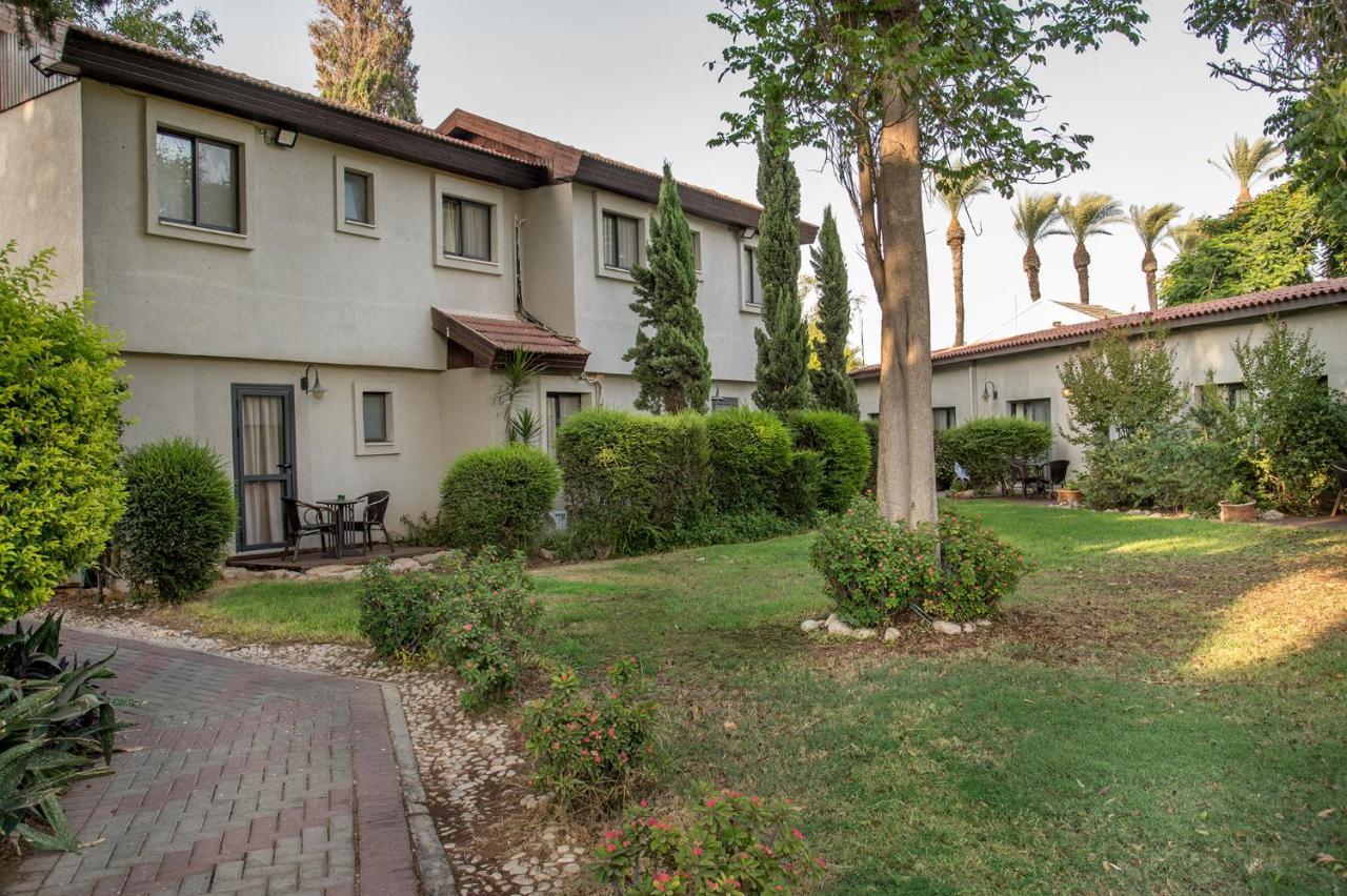 Degania Bet Kibbutz Country Lodging Kinneret Exterior foto