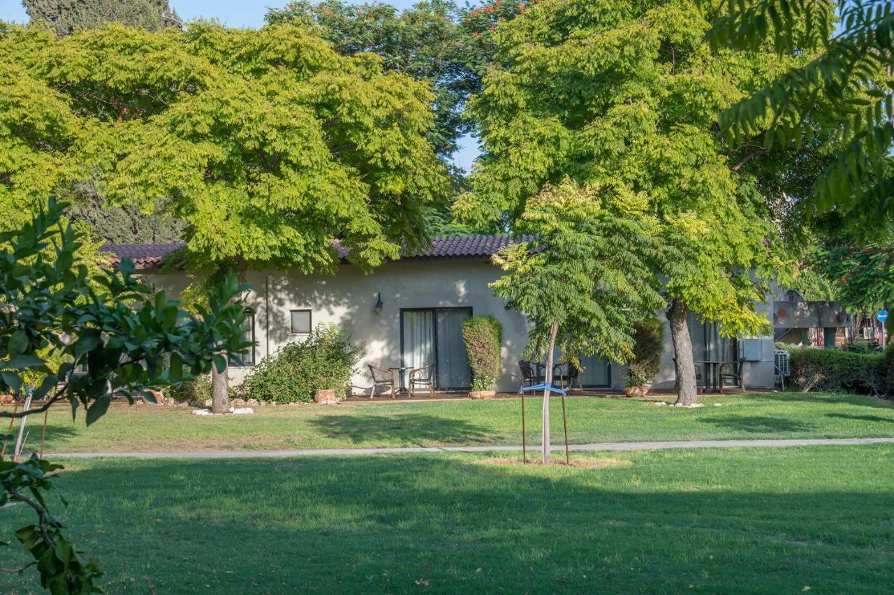 Degania Bet Kibbutz Country Lodging Kinneret Exterior foto