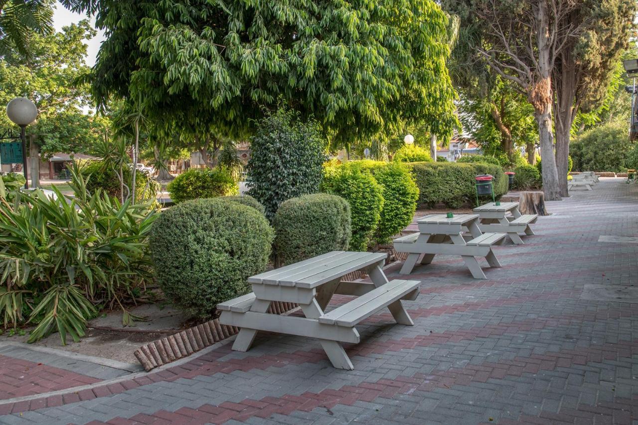 Degania Bet Kibbutz Country Lodging Kinneret Exterior foto