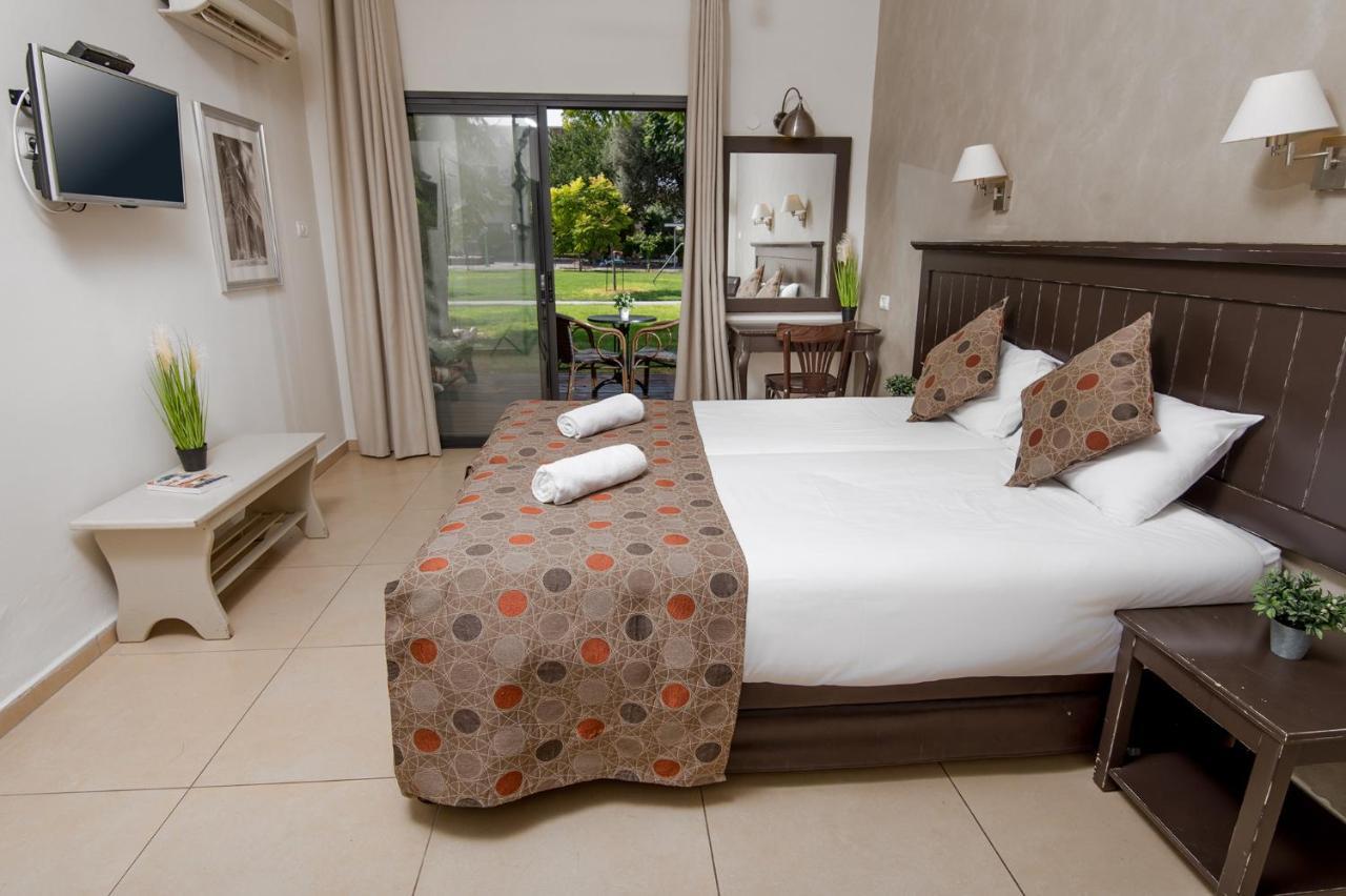 Degania Bet Kibbutz Country Lodging Kinneret Exterior foto
